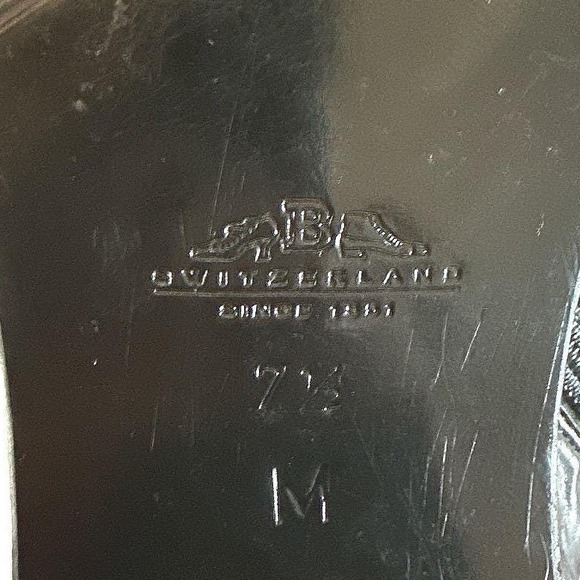 Bally Vintage Brown Leather Square Toe Block Heel Ankle Boots Women's 7.5 M - Picture 6 of 7